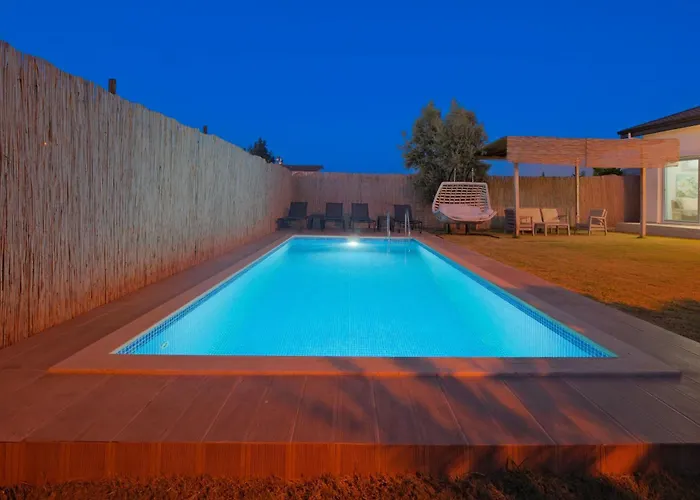 Villa Liya